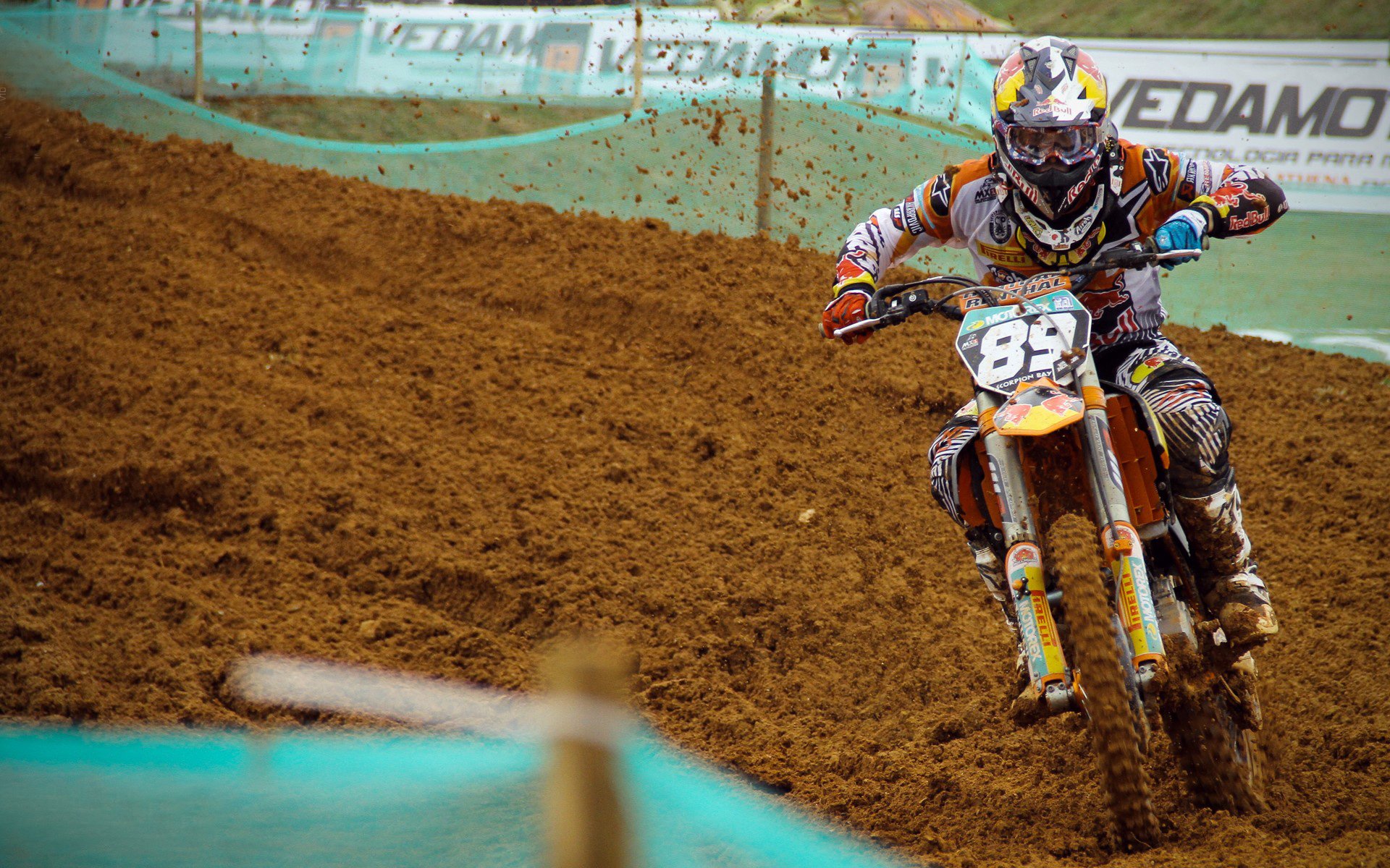 塞尔比逆袭麦克吉尔,成功晋级斯诺克国锦赛四强,展示无与伦比的实力